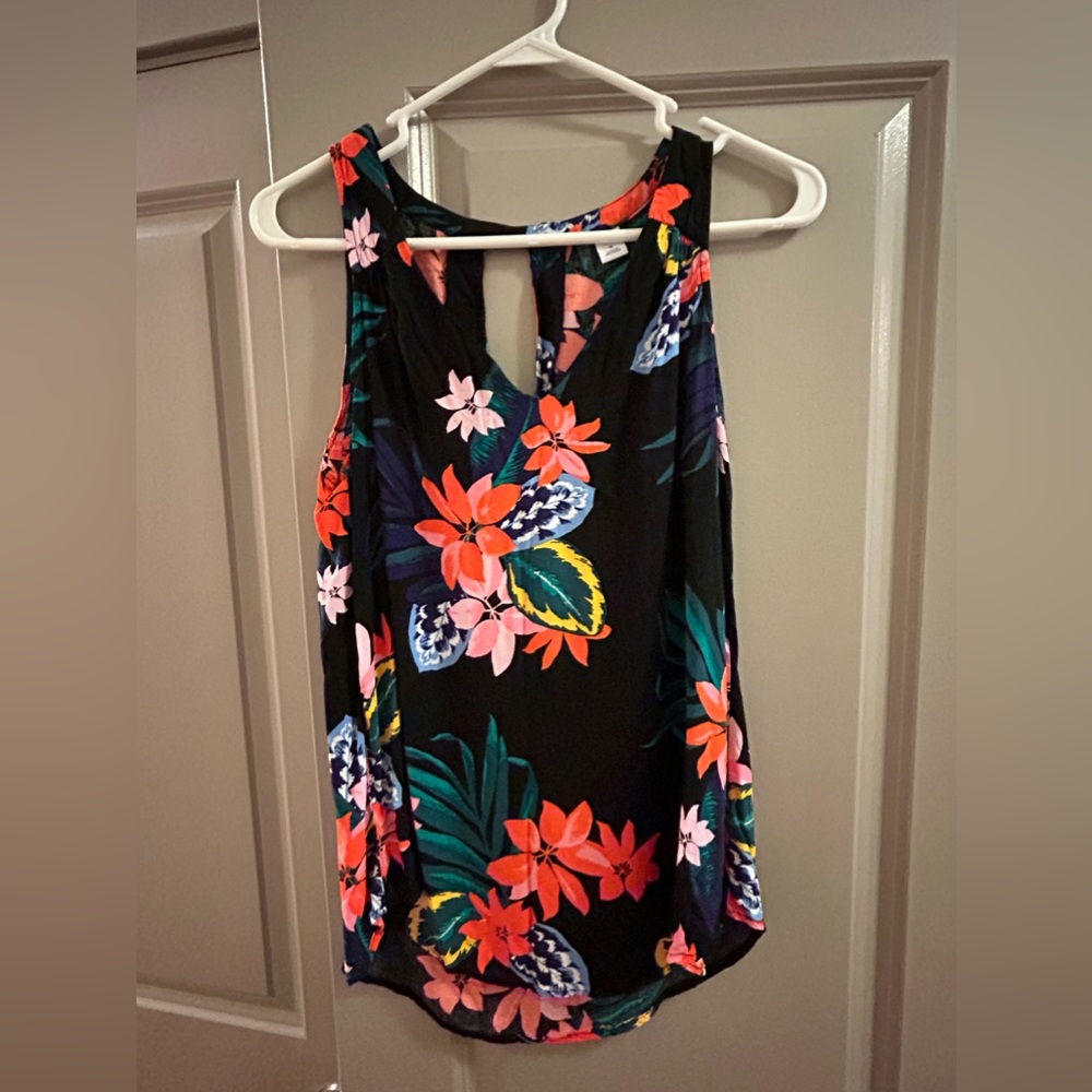 Old Navy sleeveless floral tank top